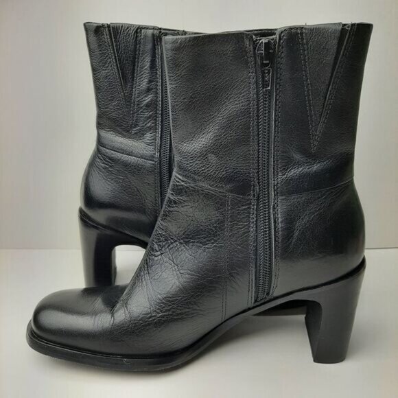 HUSH PUPPIES Waterproof Genuine Leather Square Toe Ankle Bootie Black Sz 5.5 M - Picture 12 of 14